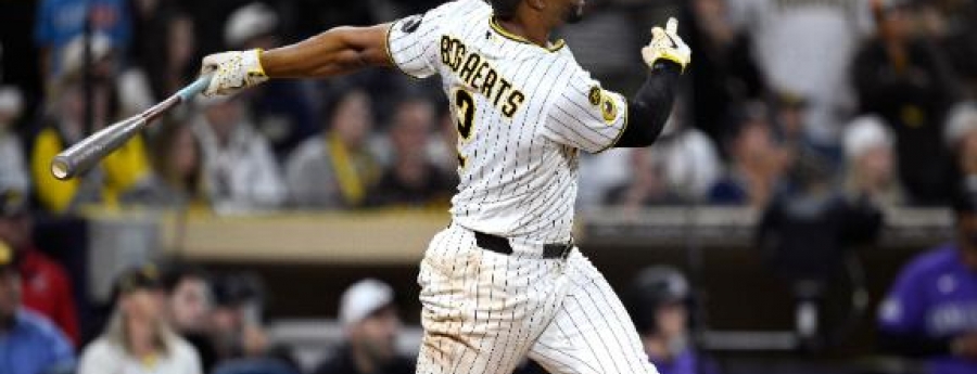 Grand slam historico di Xander Bogaerts di Aruba ta duna Padres victoria