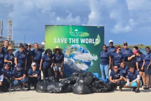 500 Boluntario ta limpia costa di Aruba: Tonelada di sushi a wordo colecta