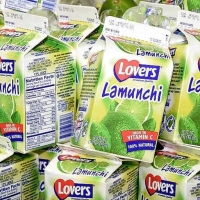 Na Corsou,Kortijn a cumpra parti di Lovers, pero no por usa e marca