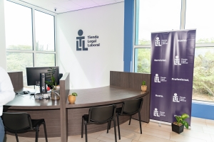 Tienda Legal Laboral ta habri na Savaneta: Kier preveni envez di soluciona problema