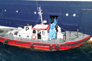 Pasaheronan di barco cu hantavirus a wordo evacua: Ta trata di un hulandes, ingles y aleman