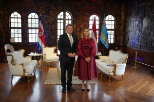 Premier Mike Eman den representacion di Reino Hulandes a reuni cu presidente electo di Costa Rica,    