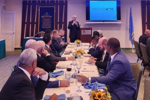 Kiwanis Palm Beach a celebra reunion anual y aproba directiva nobo