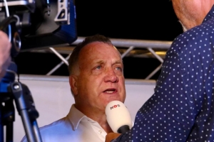 Advocaat no ta sorprende cu seleccion definitivo di Curaçao pa Mundial