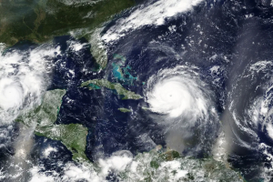 Chesnut: Aruba ta sigui destaca como destinacion sigur durante temporada di horcan