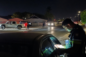 Polis ta reparti 111 boet durante control di trafico na Oranjestad