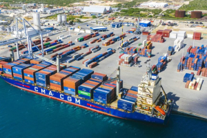 Aruba ta produci mas local, pero ainda dependiente di importacion di cuminda 