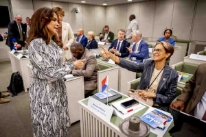 Reunionan di IPKO ta cuminsa e siman aki na Den Haag