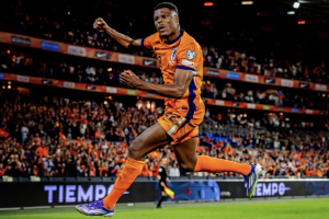 Denzel Dumfries ta logra su transfer di soño: Real Madrid 
