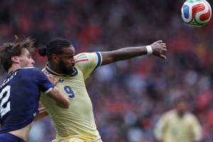  Bon noticia pa Corsou: Jürgen Locadia por hunga contra Alemania den Mundial