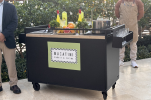 Bucatini a presenta su sabor autentico italiano pa prensa local na Joia Aruba by Iberostar  