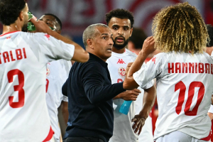 Entrenador di Tunesia despedi despues di goleada na Mundial