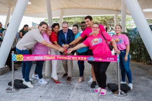AUA Food Truck Plaza ta crea un espacio nobo di encuentro pa comunidad