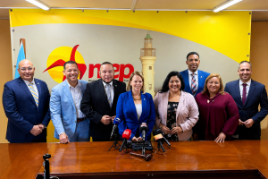 MEP ta pidi reunion publico urgente riba retiro anuncia di Mike Eman
