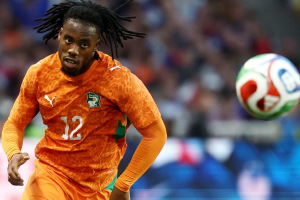 Hungador di Costa di Marfil no por drenta Canada pa copa mundial di futbol