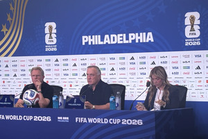 Advocaat orguyoso apesar di eliminacion: “Nos a competi cu un di e mihor seleccionnan di mundo”