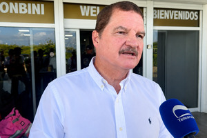 Mike Eman:  Voluntarionan di Aruba ta enfrenta un reto humanitario sin precedente”