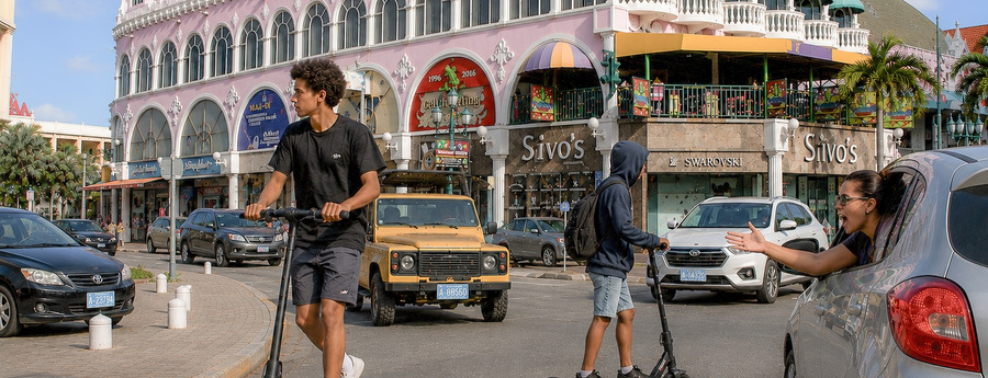 Dowers: Global Trend Supports Ban on E-Scooters in Aruba