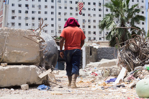 La Guaira still struggling 15 days after earthquake