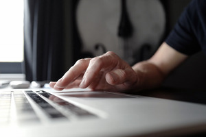 Police dismantle major investment fraud network