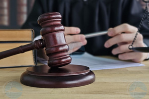 Ontslag DIP ambtenaar wegens belangenverstrengeling blijft staan