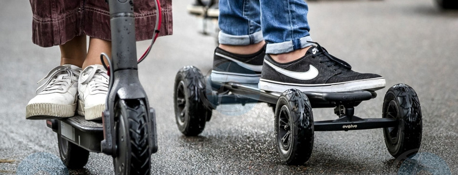 Netherlands requires license plates for e-scooters; Aruba keeps ban