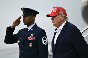 Trump ta reduci ehecicion militar cu Sur Corea 