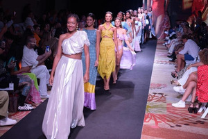 Aruba Fashion Week ta celebra 10 aña cu “Winds of Fashion”