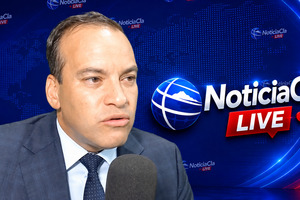 Wever ta pidi inversionistanan pasenshi: “Oranjestad tin atencion completo di Gobierno”