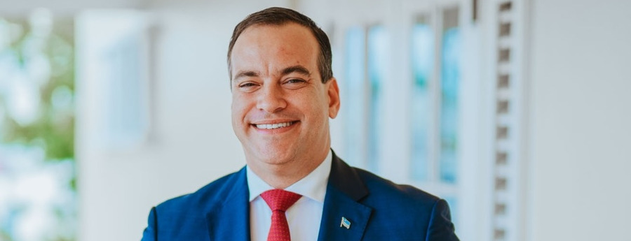 Minister Wever Tells Laclé: 'This Time I'm Convinced the Lagoon Project Will Succeed