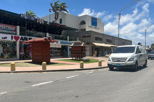  Atraco arma na Gems Jewelry na Palm Beach; ladronnan a huy riba scooter