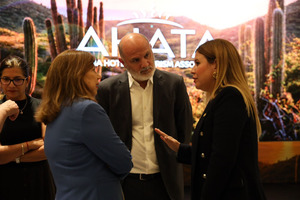 Arends-Reyes(AVP): Aruba mester priorisa calidad di bida den futuro turistico