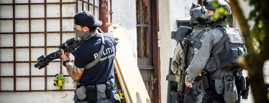 One Dead, Two Officers Wounded, 34 Arrested After Mass Shooting in Netherlands