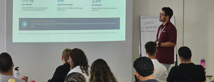 SETAR Partners With University of Aruba Students on Tourism Transition Project