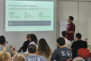 SETAR ta colabora cu e minor Destinations in Transition di e facultad FHTMS di Universidad di Aruba