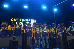 Gregory Elias honors Little League world champions on Curaçao North Sea Jazz stage