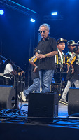 Gregory Elias honors Little League world champions on Curaçao North Sea Jazz stage