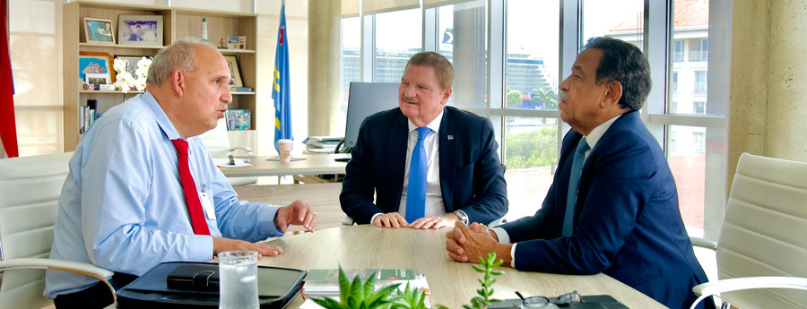 Minister Herdé: Roland Croes to remain director of SETAR N.V.