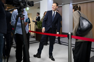 Jetten cabinet softens 2027 plans to win opposition support