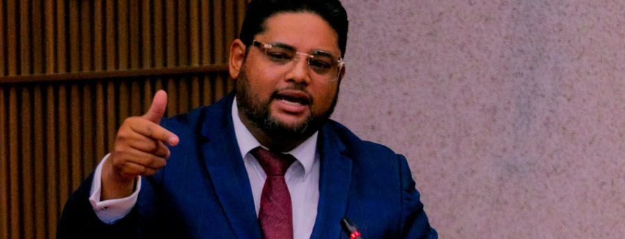 John Hart (AVP) ta exigi claridad riba investigacion di Refineria di Aruba