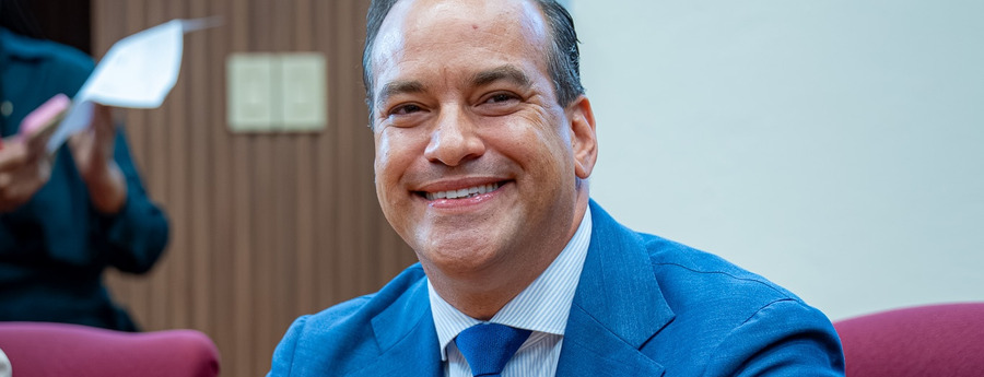 Fitch: Economia di Aruba supera expectativa y debe ta sigui baha