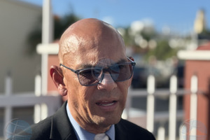 Oduber ta rechasa sentencia y acusa sistema hudicial di “midi cu dos midi”