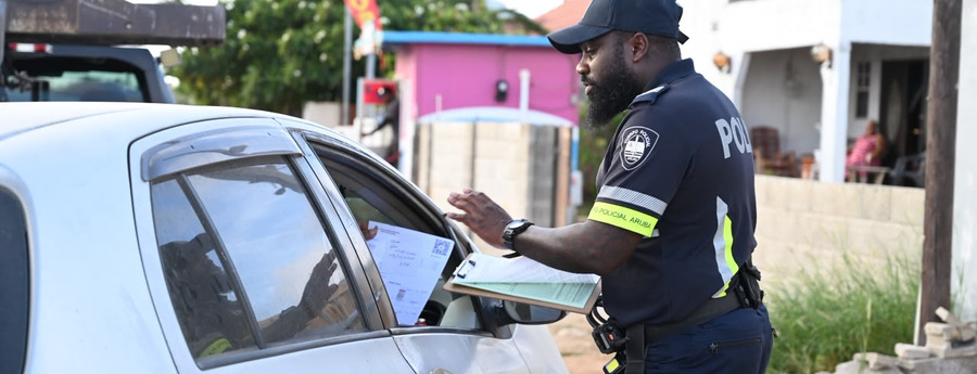 Oranjestad Police Issue 107 Traffic Fines in Single Operation
