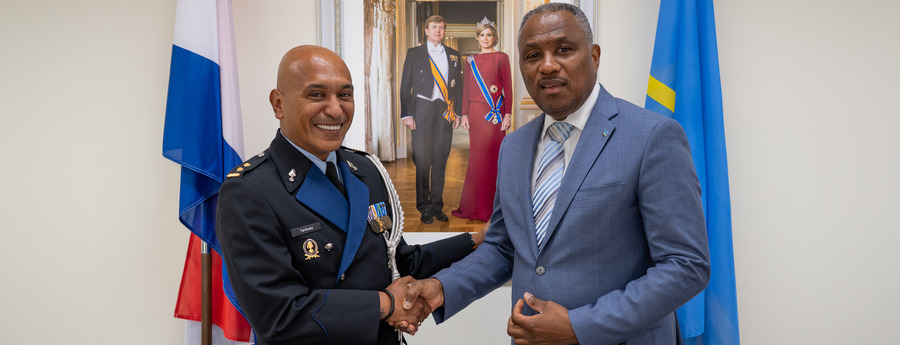 Aruba Justice Minister Meets New KMar Commander to Tackle Border Security