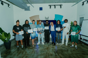 Proyecto AWE ta certifica 11 hoben den barberia 