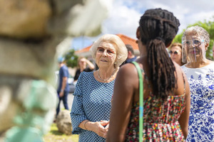  Notanan priva di Beatrix ta revela critica riba politica di Aruba, Corsou y Hulanda