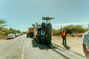 Government points to Seroe Colorado investment, but residents are not happy