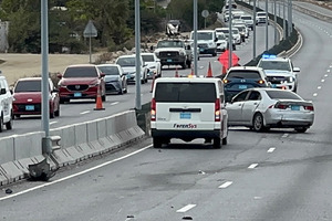 Accidente di trafico serio riba Watty Vos Boulevard, ta laga hopi destruccion y trafico mal pega